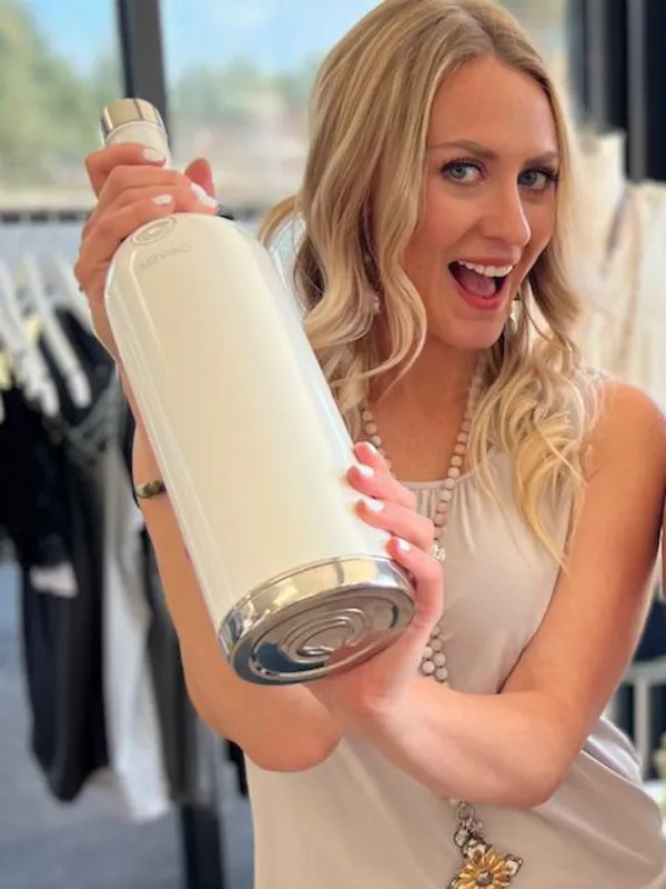 Carivino All in One Insulated Wine Bottle with Built In Glasses - Ayoka Pearl White