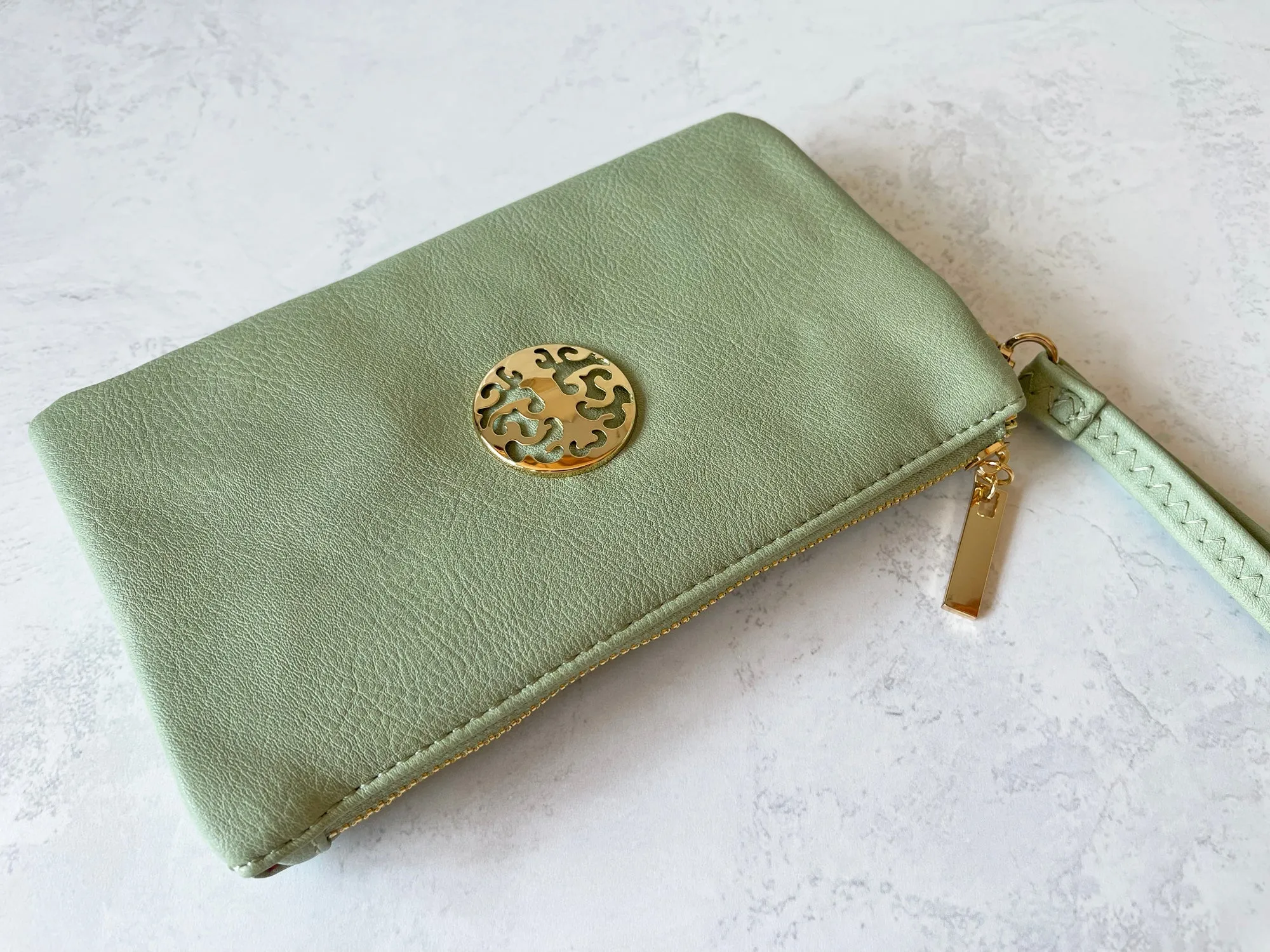SMALL MULTI-POCKET CROSSBODY PURSE BAG WITH WRISTLET AND LONG STRAP - LIGHT BLUE