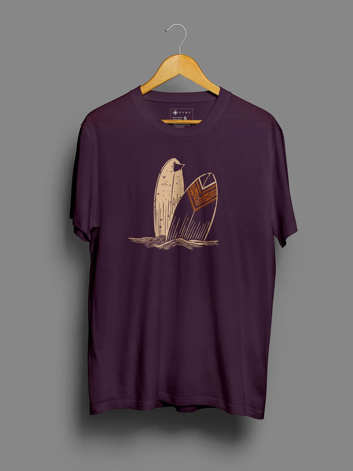 Surfboard |  Printed T shirt
