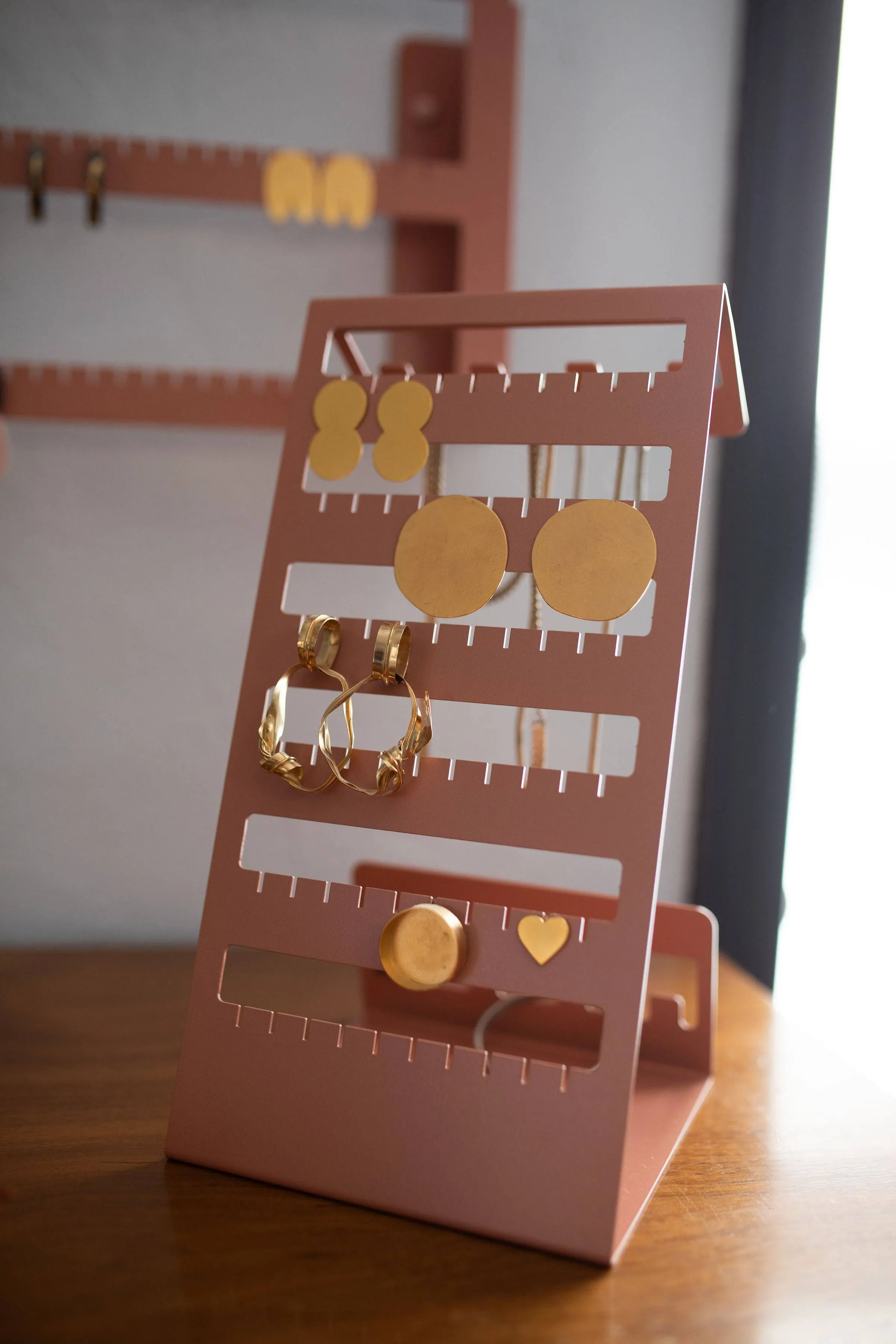 Table Top Jewelry Holder