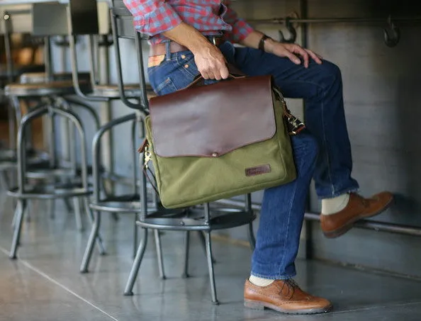The Peddler: Canvas and Leather laptop / wine sales bag