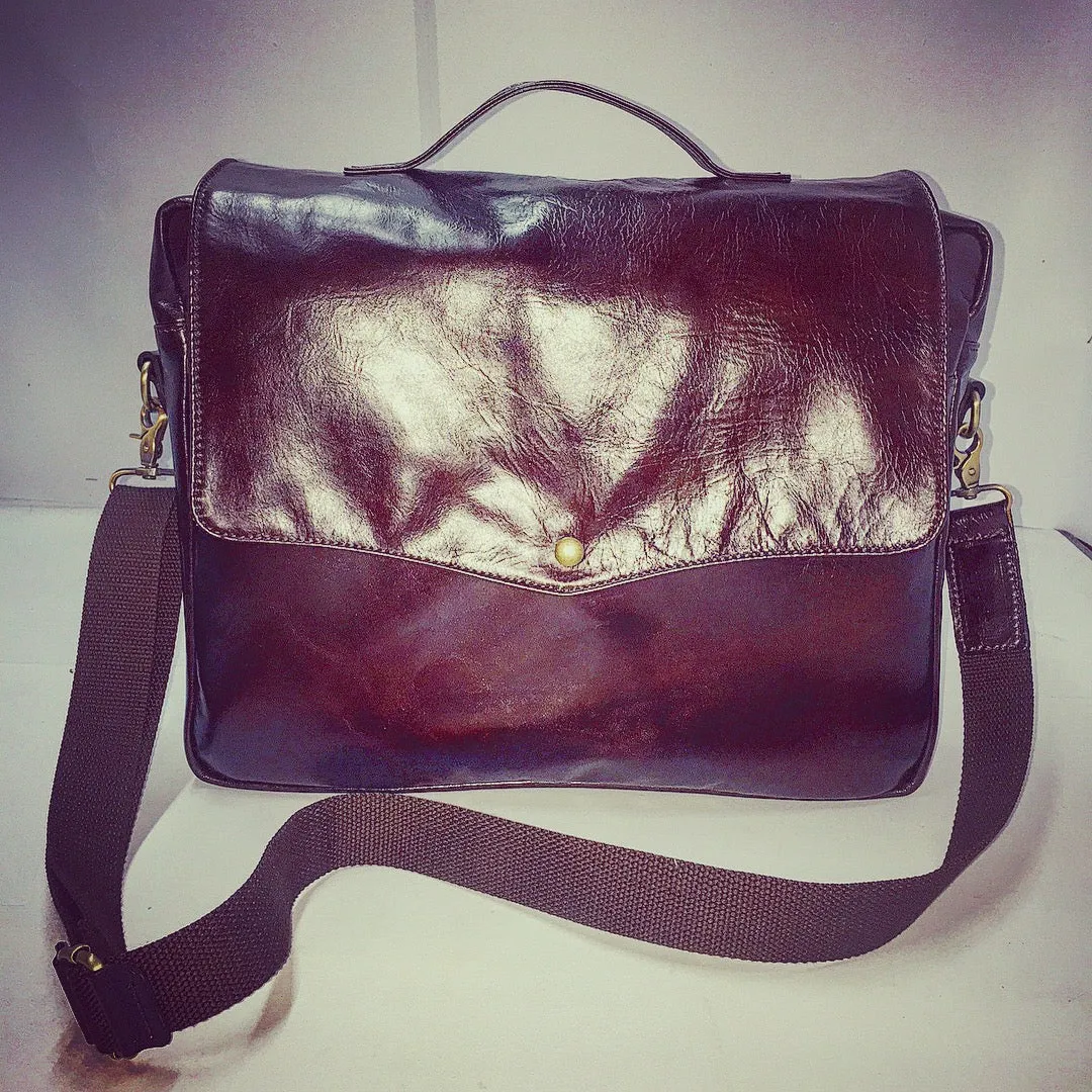 The Peddler: Canvas and Leather laptop / wine sales bag