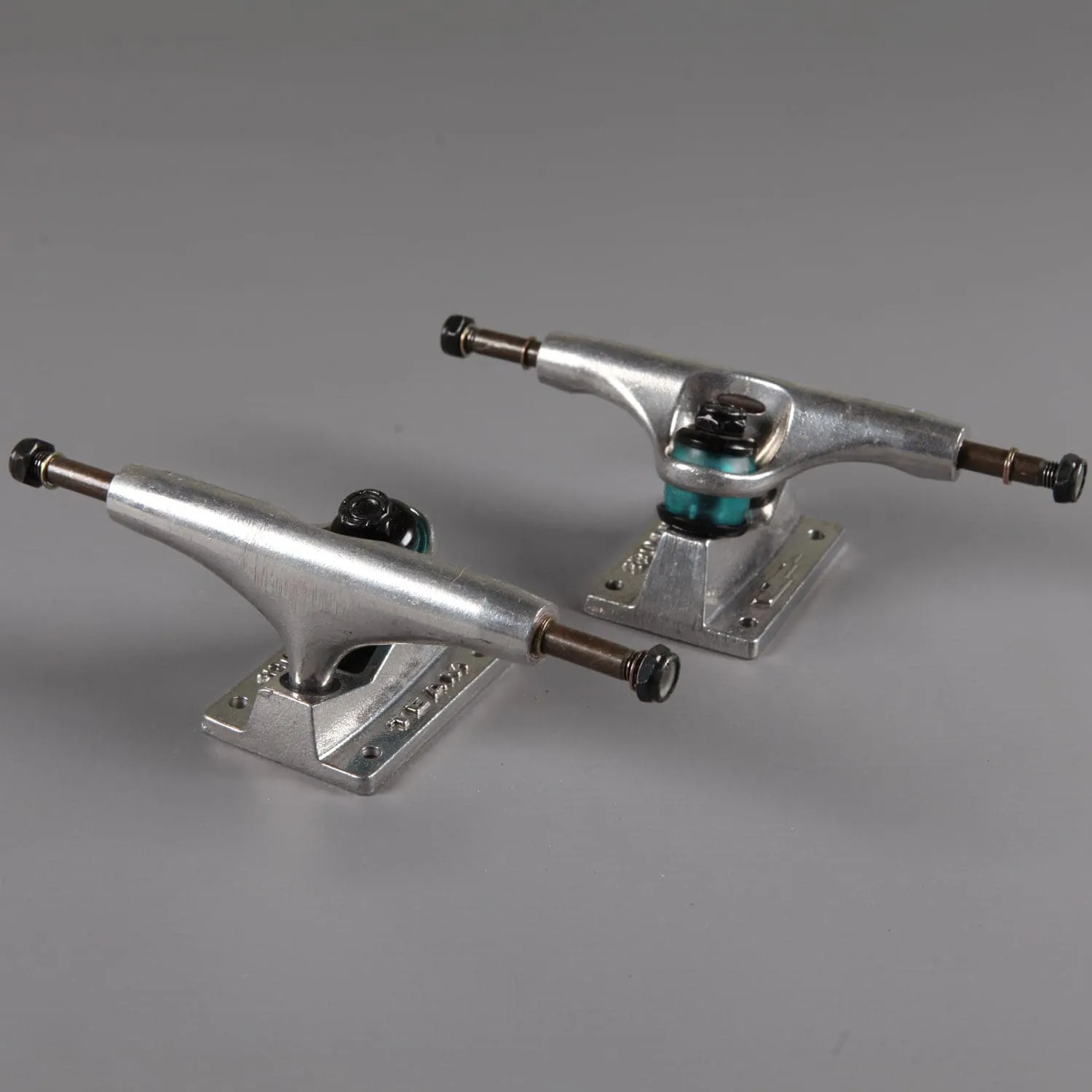Thunder 'Standard' 145 Hi Trucks (Raw)