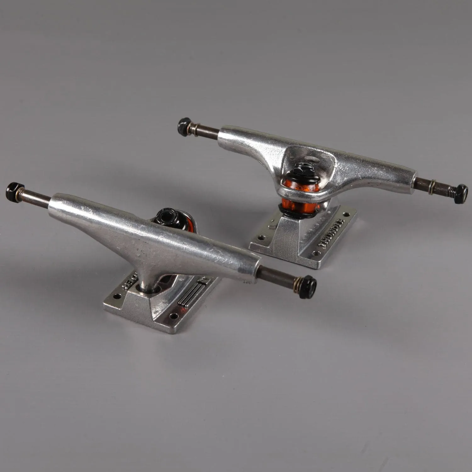 Thunder 'Standard' 148 Hi Trucks (Polished)