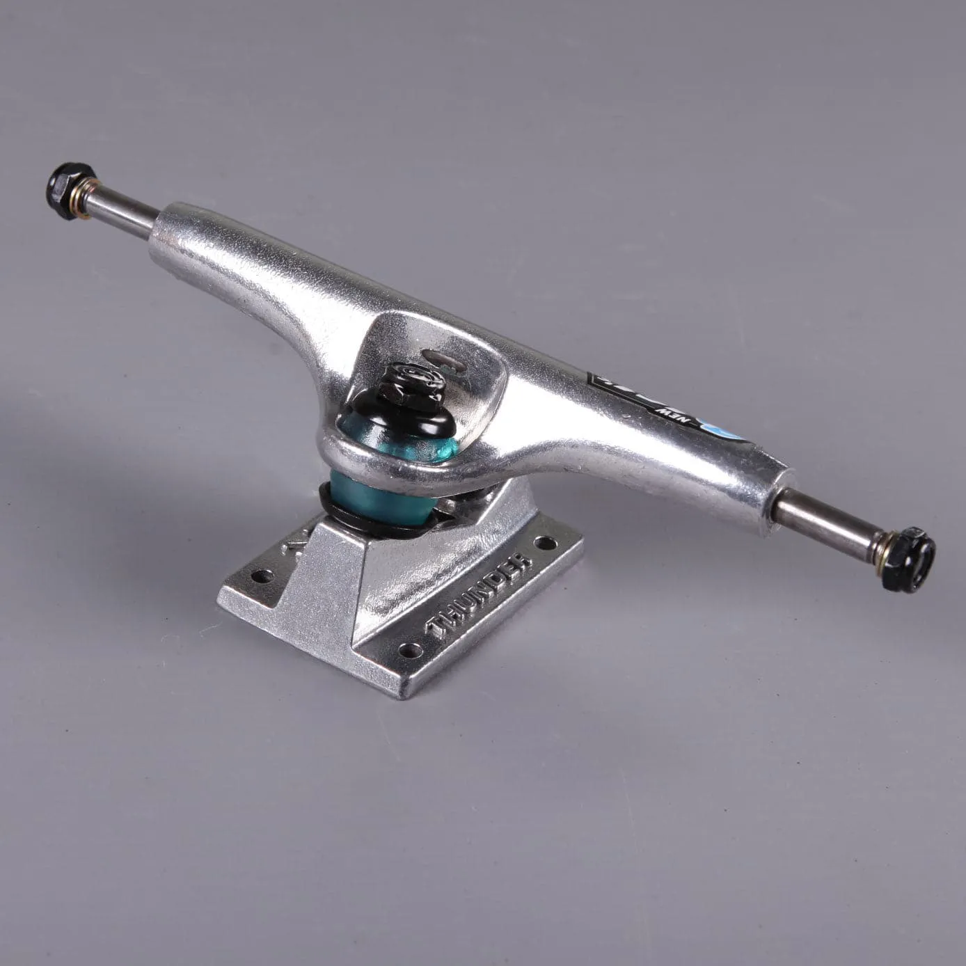 Thunder 'Standard' 161 Hi Trucks (Raw)