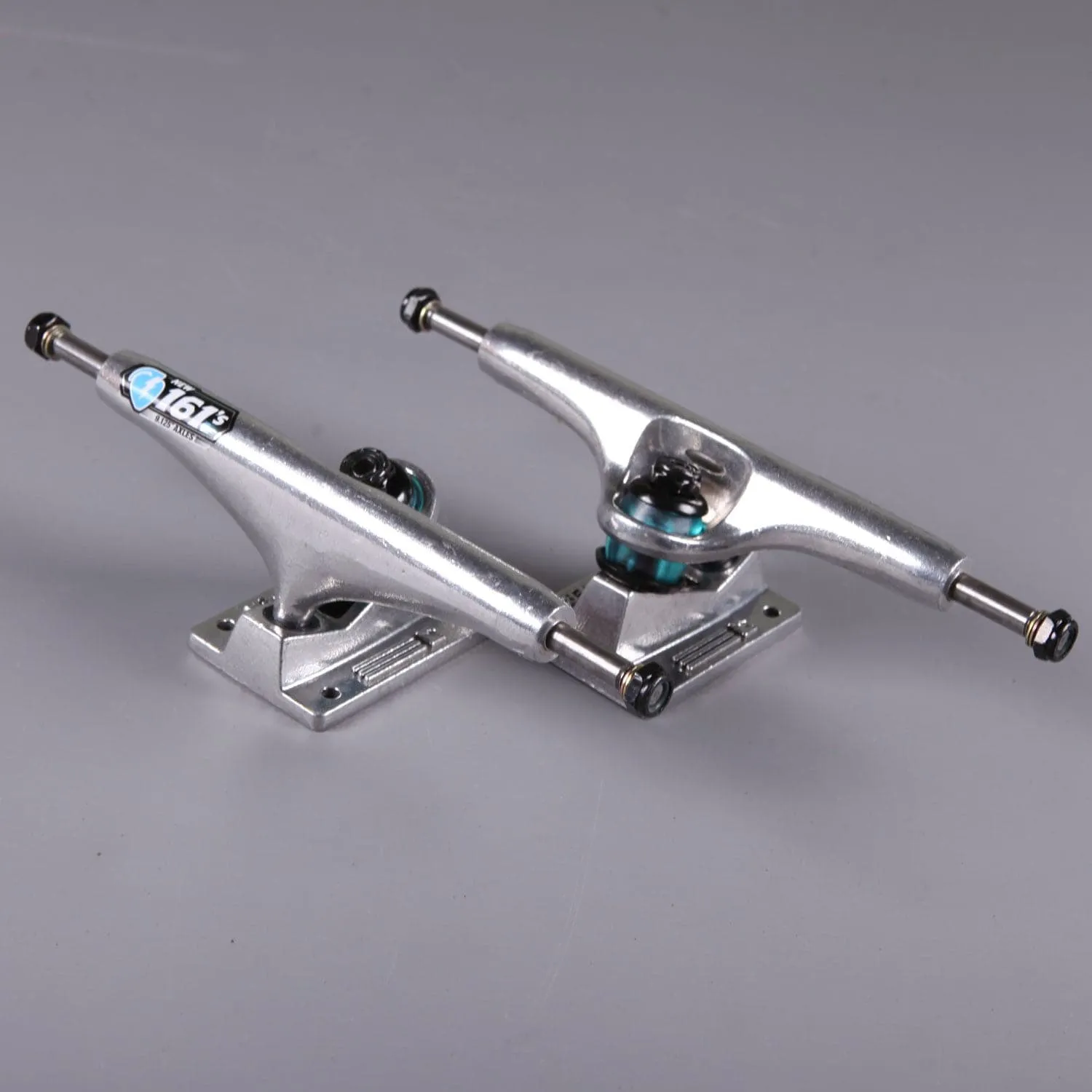 Thunder 'Standard' 161 Hi Trucks (Raw)
